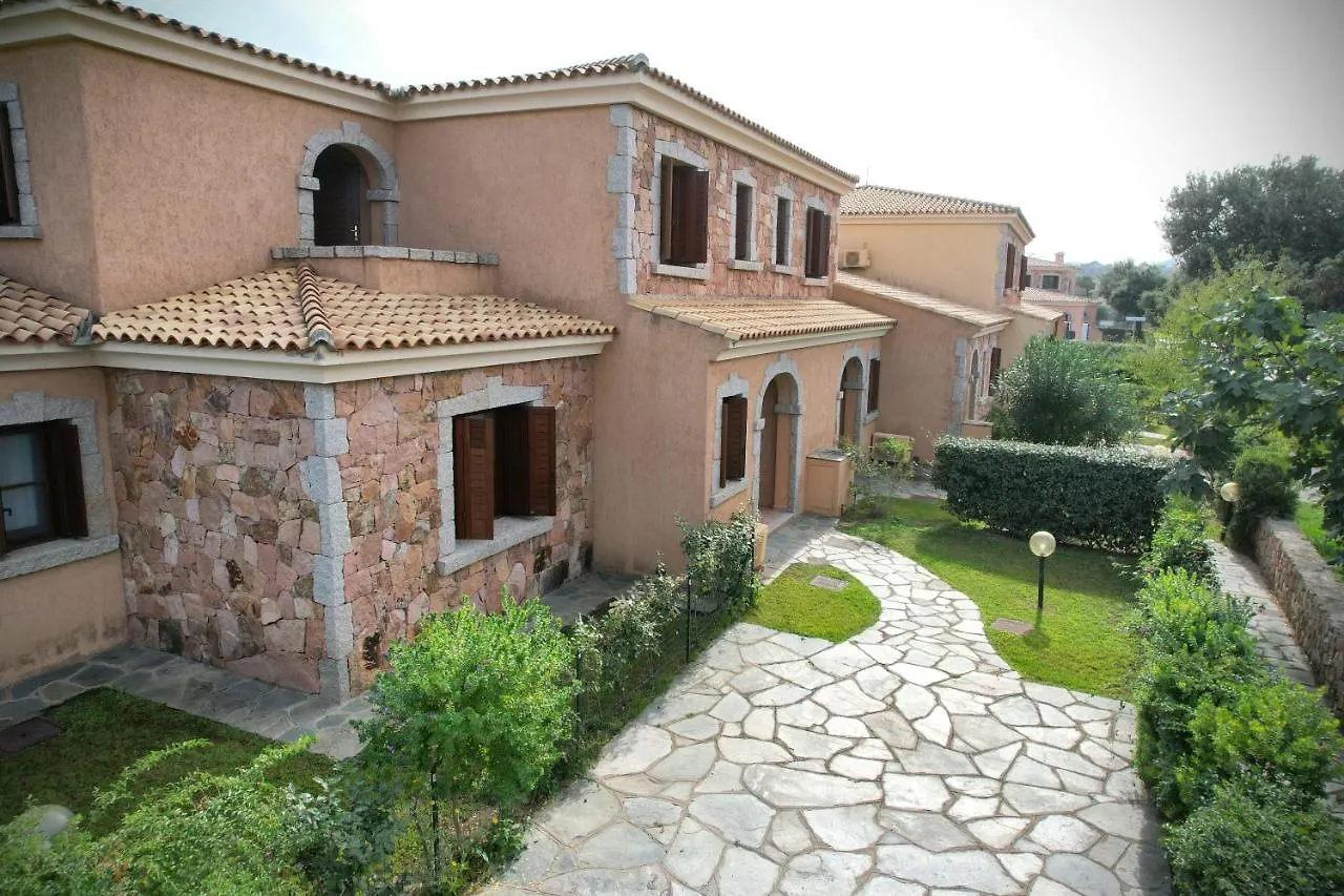 Ville Del Mar San Teodoro  Holiday home