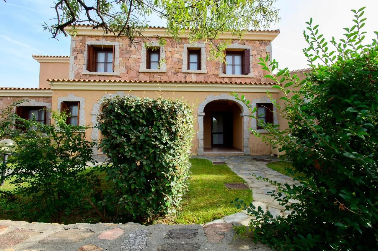 Ville Del Mar San Teodoro  Holiday home
