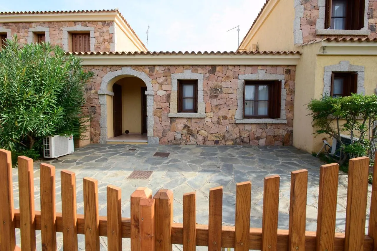 Ville Del Mar San Teodoro  Holiday home San Teodoro (Sardinia)